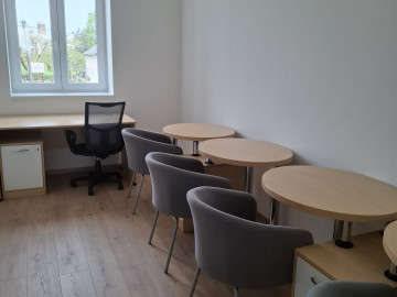 Bérelhető coworking irodák